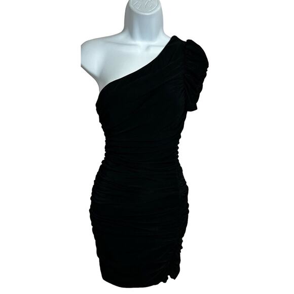 Twenty One Black Ruched Dress Sz M One Short Sleeve Fitted Mini Party Evening - Picture 1 of 7